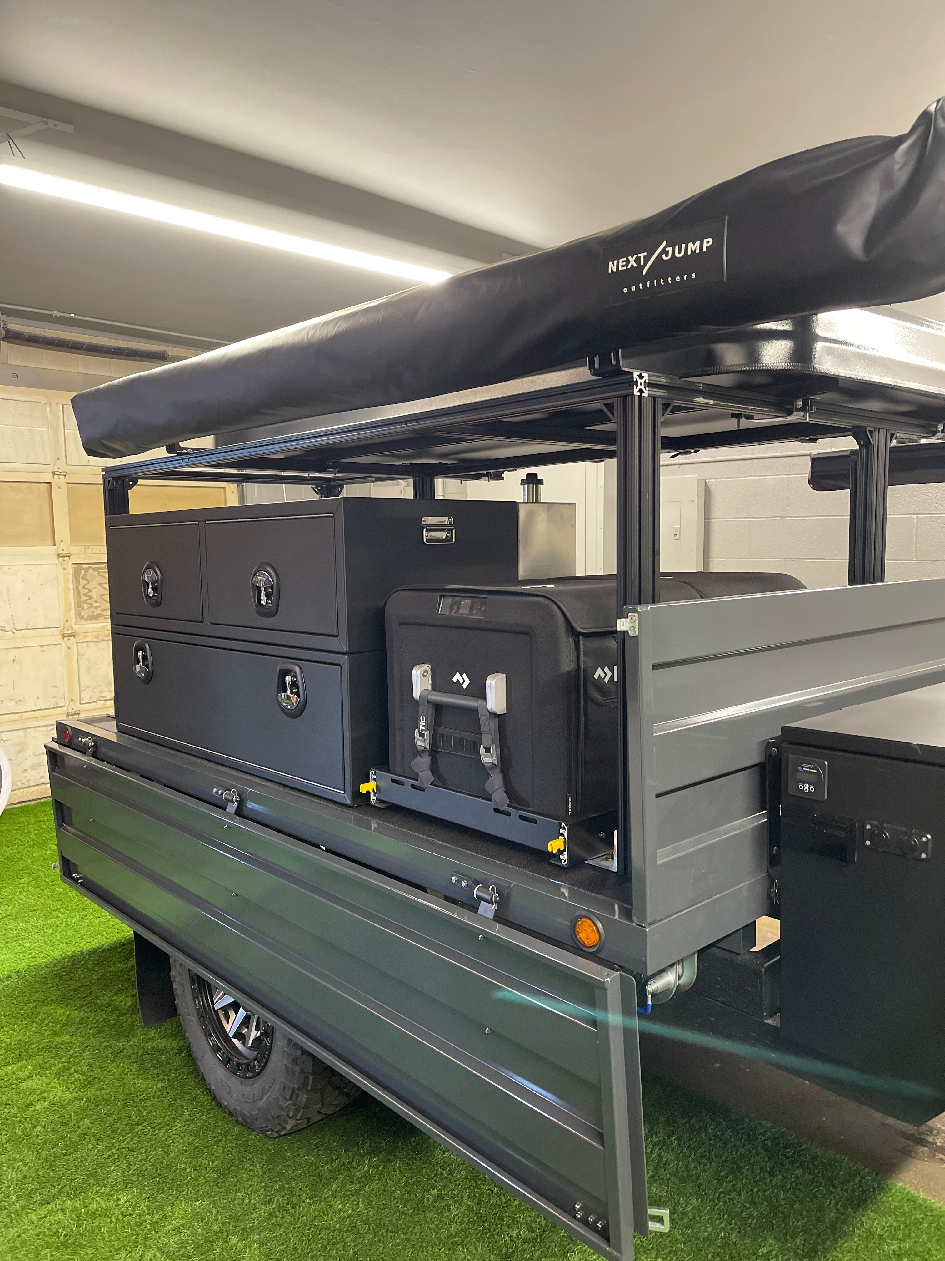 Full-Size Regular Aluminum Overland Trailer - with Headache Rack