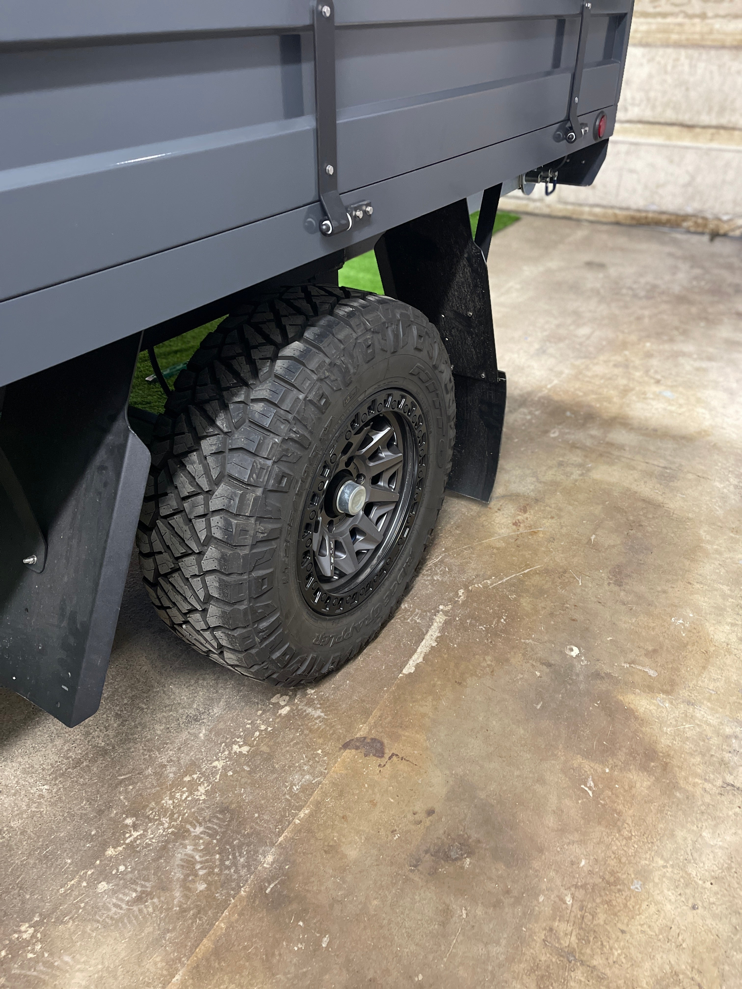 Mid-Size Long Aluminum Overland Trailer - with Headache Rack