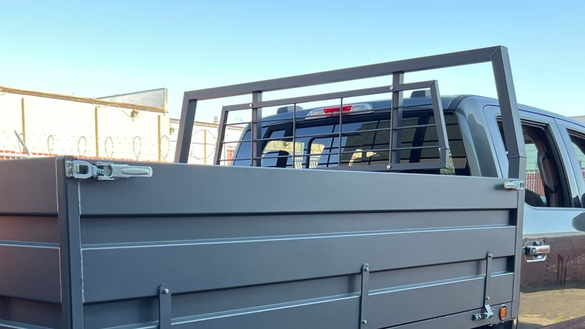 Full-Size Aluminum Headache Rack